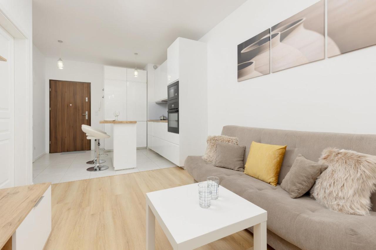 Apartment With Ac Warsaw Mokotow Business Centre By Noclegi Renters Exterior photo